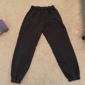 Brandy Melville dark grey/black sweatpants